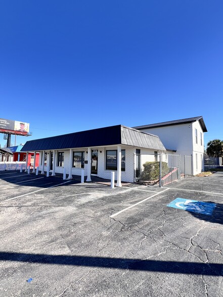 2520 US-19, Holiday, FL for lease - Building Photo - Image 2 of 20