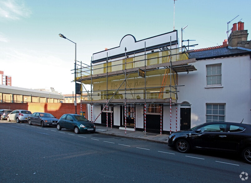 187 Greyhound Rd, London for lease - Building Photo - Image 2 of 4