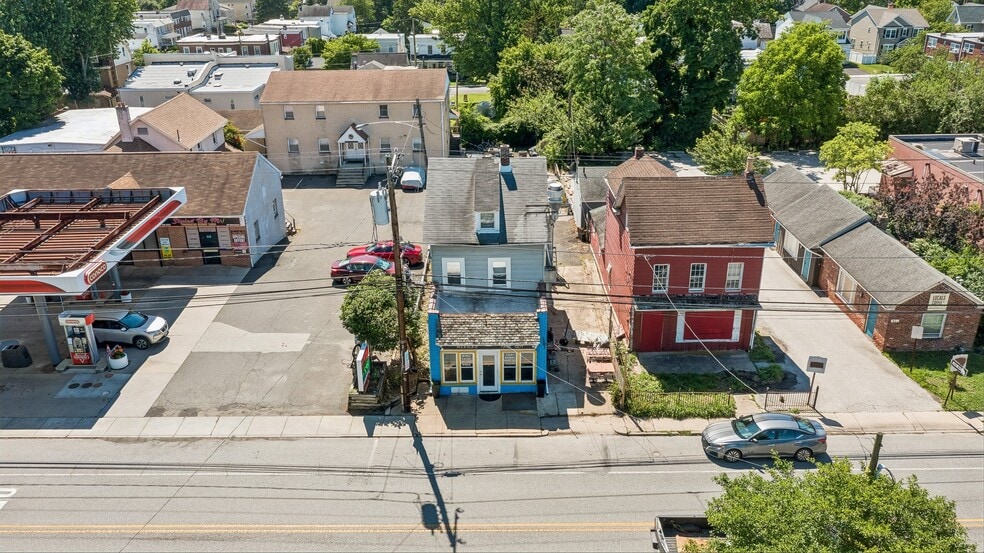 918 E Willow Grove Ave, Wyndmoor, PA for sale - Building Photo - Image 3 of 12