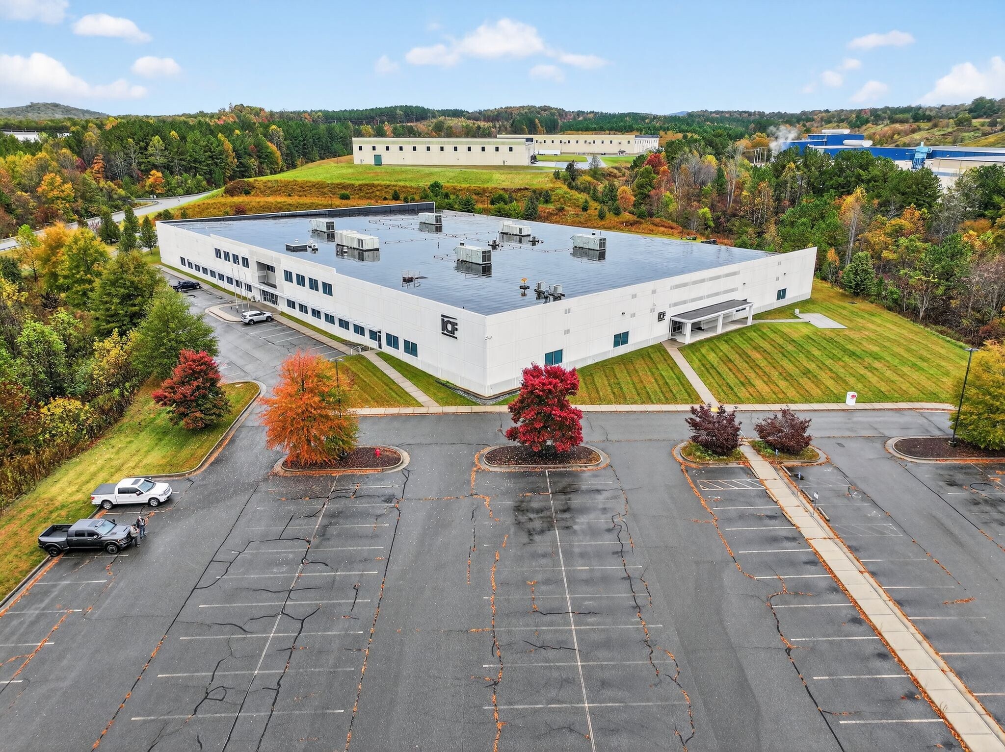 980 Beaver Creek Dr, Martinsville, VA à vendre Photo du bâtiment- Image 1 de 12