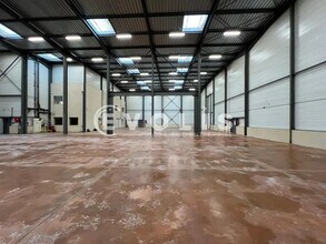 Local d'activités dans Lozanne à vendre Photo intérieure- Image 2 de 9