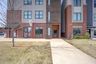 101 W Apache St, Norman, OK à louer Photo intérieure- Image 2 de 15