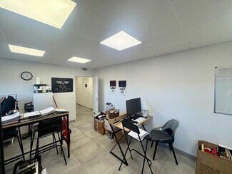 Plus de détails pour Bureau à louer