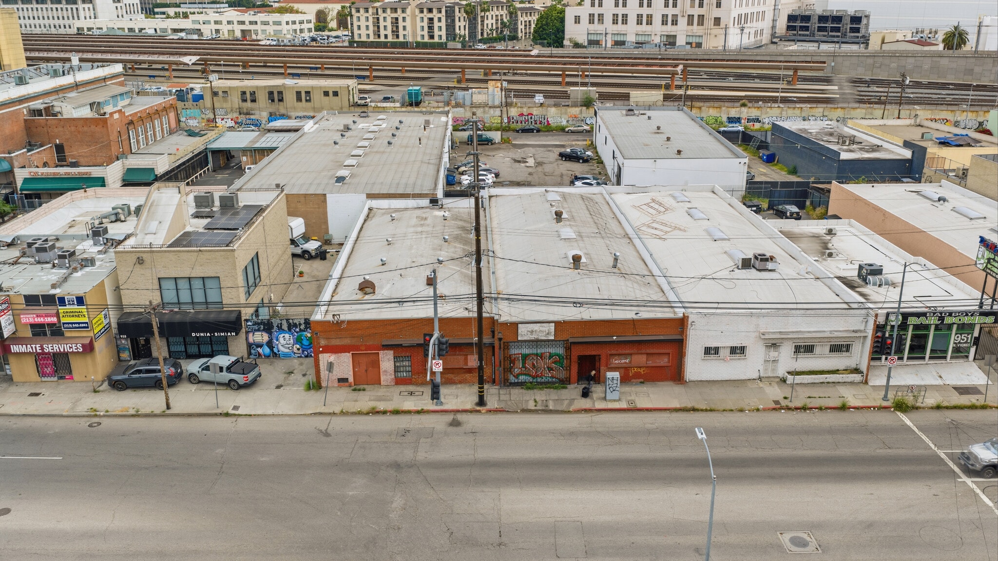 939-943 N Vignes St, Los Angeles, CA for sale Primary Photo- Image 1 of 20