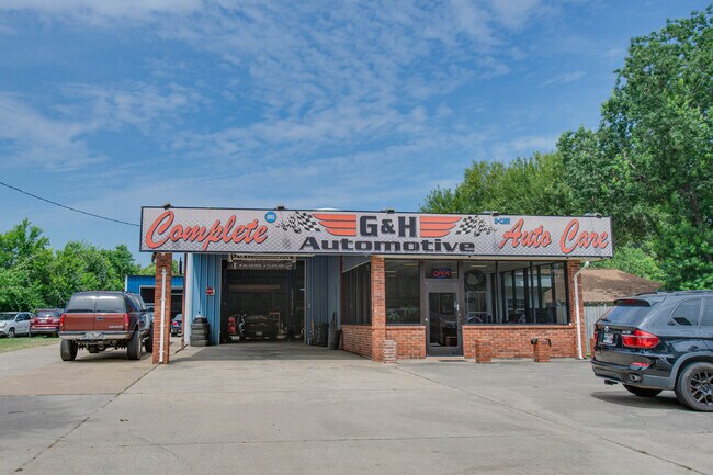 Plus de détails pour 21123 Rhodes Rd, Spring, TX - Commerce de détail à vendre