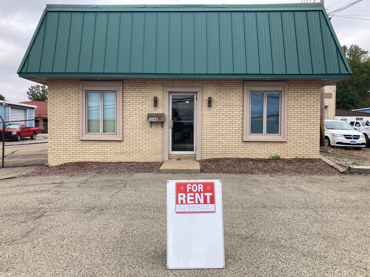 3046 Industrial Blvd, Bethel Park, PA à louer Photo du bâtiment- Image 1 de 26