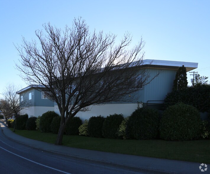 945-977 Alston St, Victoria, BC à louer - Photo du bâtiment - Image 2 de 7