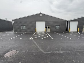 572 S Nelson Rd, Columbus, OH for lease Interior Photo- Image 2 of 5