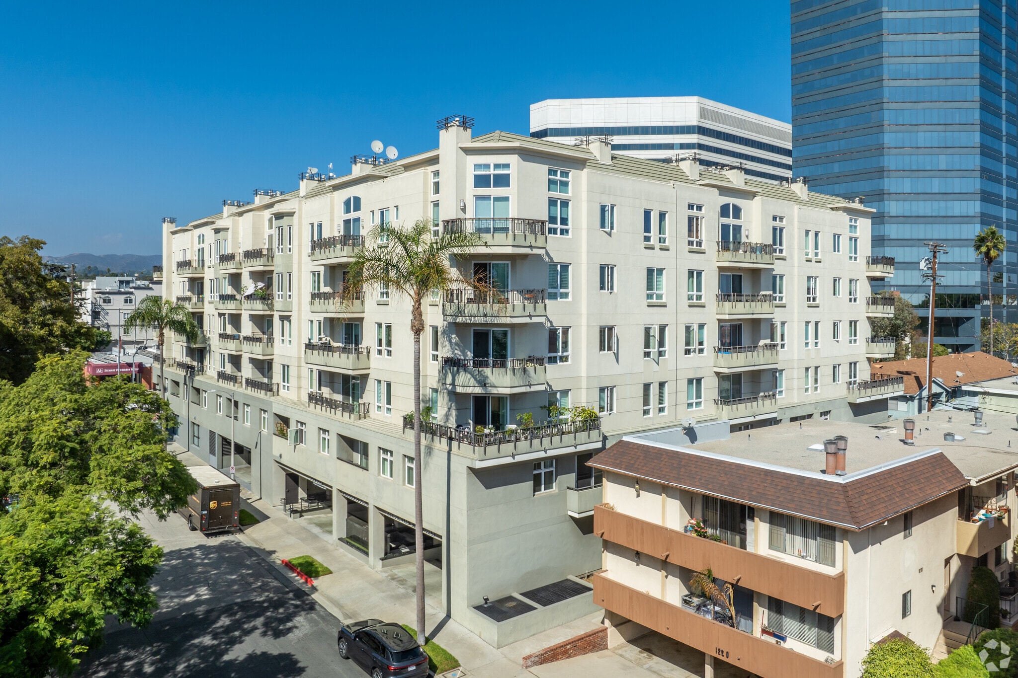 12222 Wilshire Blvd, Los Angeles, CA for sale Primary Photo- Image 1 of 8
