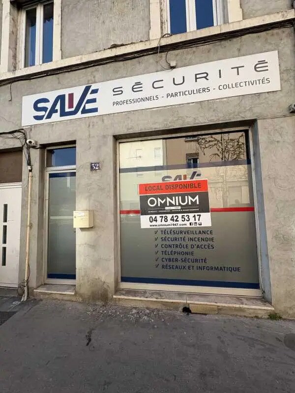 Bureau dans Villeurbanne à louer Photo du bâtiment- Image 1 de 10