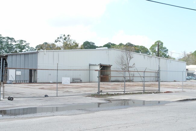 More details for 106 S Bay St, Bunnell, FL - Industrial for Sale