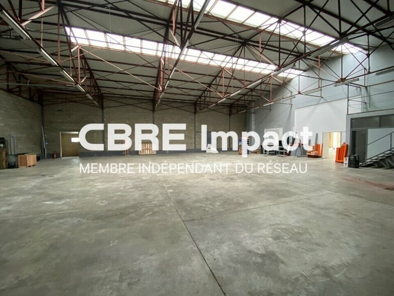 4 Rue De Cluj, Dijon for lease - Interior Photo - Image 3 of 11
