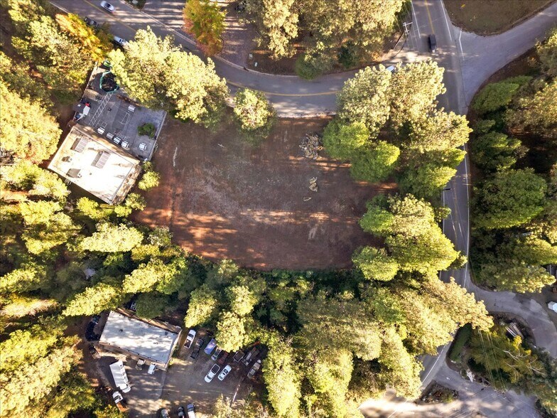 New Mohawk Rd, Nevada City, CA à vendre - Photo du bâtiment - Image 3 de 18