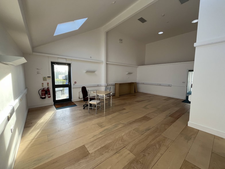 Chiverton Cross, Blackwater for lease - Interior Photo - Image 3 of 10