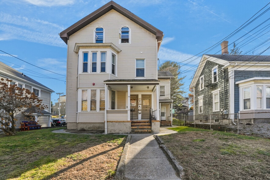 79 Hamlet Ave, Woonsocket, RI for sale - Building Photo - Image 1 of 17