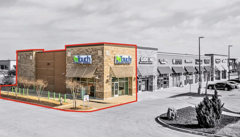 4940 W University Dr, Prosper, TX à louer Photo du bâtiment- Image 1 de 12