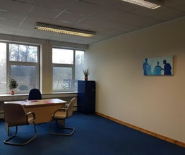 1 Potter Pl, Skelmersdale for lease Interior Photo- Image 1 of 2