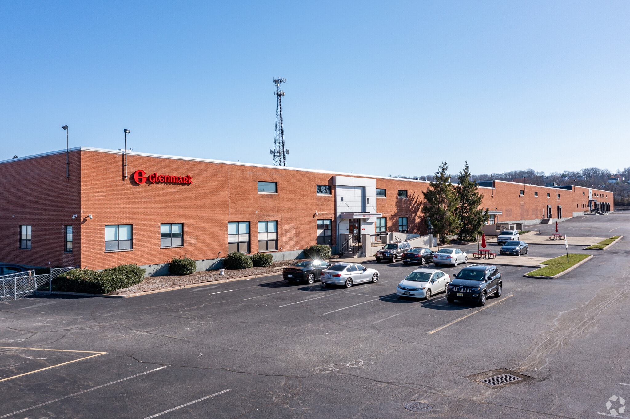 301 Island Rd, Mahwah, NJ for lease Primary Photo- Image 1 of 18