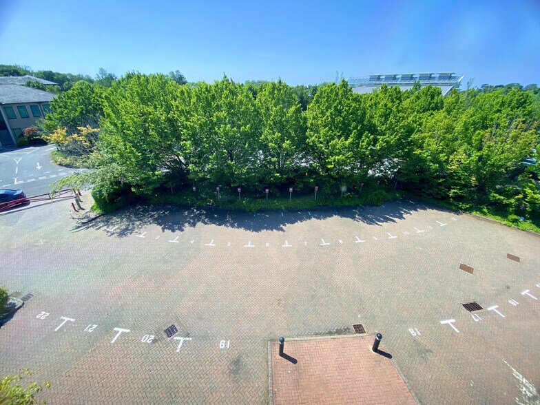 Houghton Hall Park, Dunstable for lease - Building Photo - Image 2 of 4