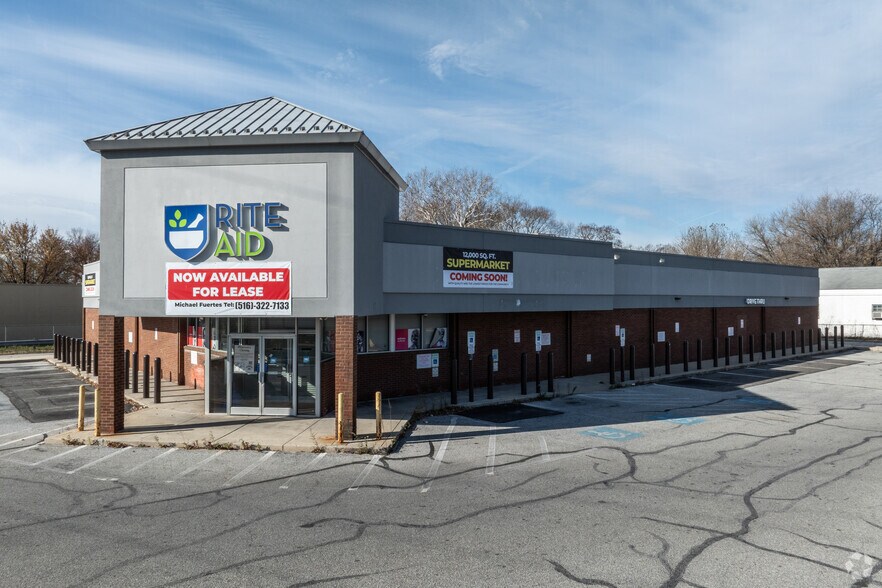 130 E Main St, Penns Grove, NJ à louer - Photo du bâtiment - Image 3 de 11