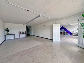 10234 Lincoln Trl, Fairview Heights, IL for lease Interior Photo- Image 2 of 2
