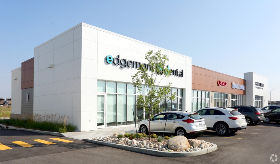 Lessard Rd NW, Edmonton, AB for sale - Primary Photo - Image 1 of 1