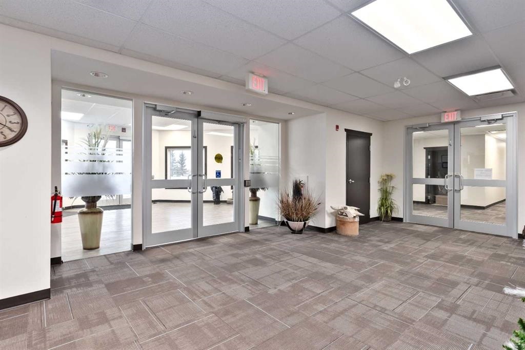 64137 Hwy 543 E, High River, AB for lease Interior Photo- Image 1 of 7