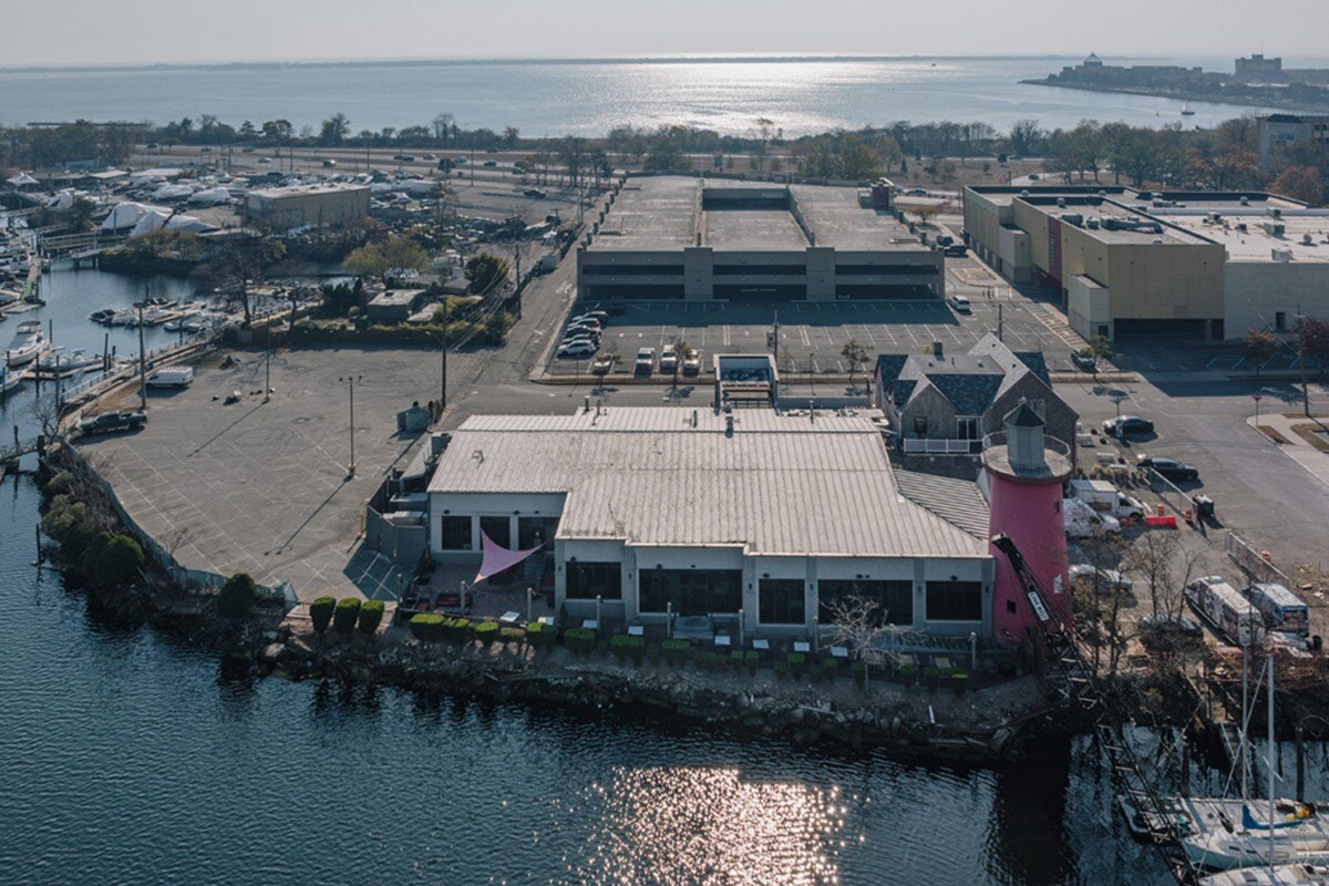 3165 Harkness Ave, Brooklyn, NY à vendre Photo du bâtiment- Image 1 de 2