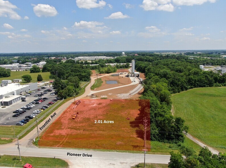 2808 Pioneer Dr, Bowling Green, KY à louer - Photo du bâtiment - Image 1 de 5