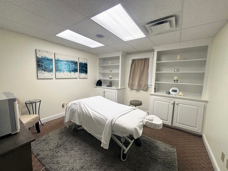 157 Portsmouth Ave, Stratham, NH for lease - Building Photo - Image 3 of 3