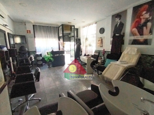 Retail in Madrid, Madrid for lease Building Photo- Image 1 of 2