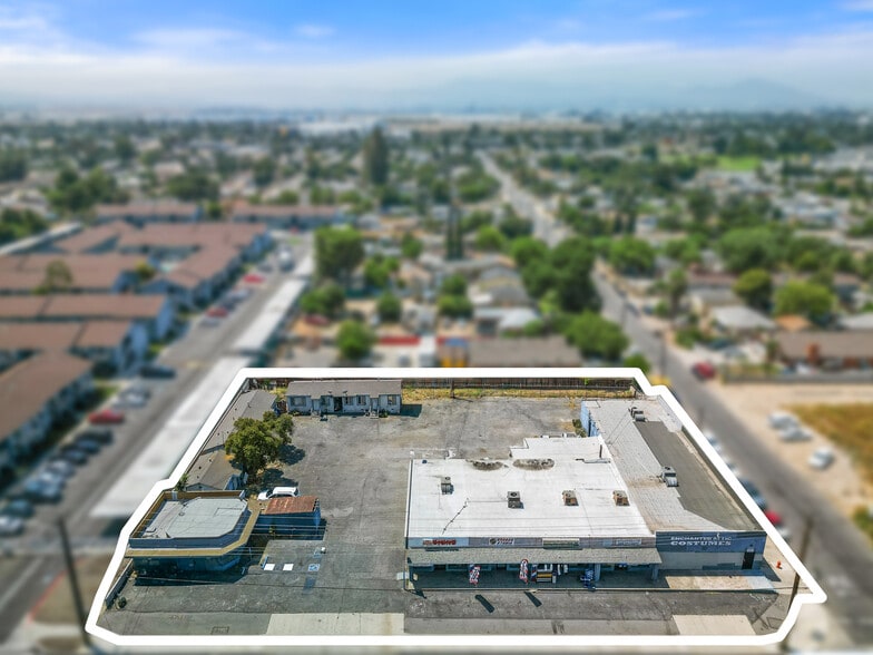 25899 E Base Line St, Highland, CA for sale - Building Photo - Image 2 of 12