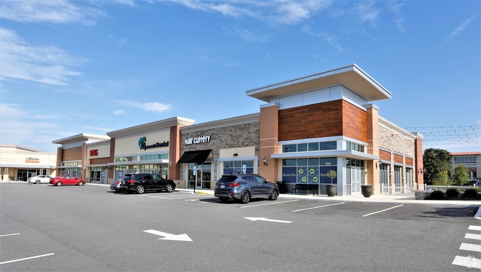 5400 Wyndham Forest Dr, Glen Allen, VA for lease - Building Photo - Image 1 of 9