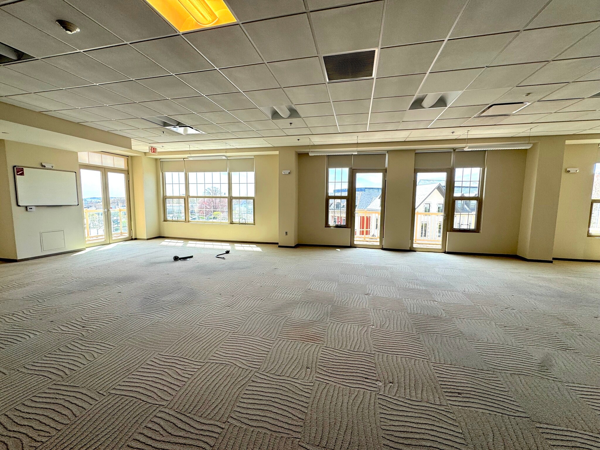 Sockanosset Cross Rd, Cranston, RI for lease Interior Photo- Image 1 of 5