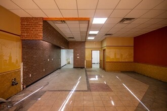 2073-2099 Dundas St, Vancouver, BC for lease Interior Photo- Image 2 of 7