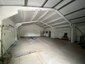 Harthall Ln, Hemel Hempstead for lease Interior Photo- Image 2 of 2