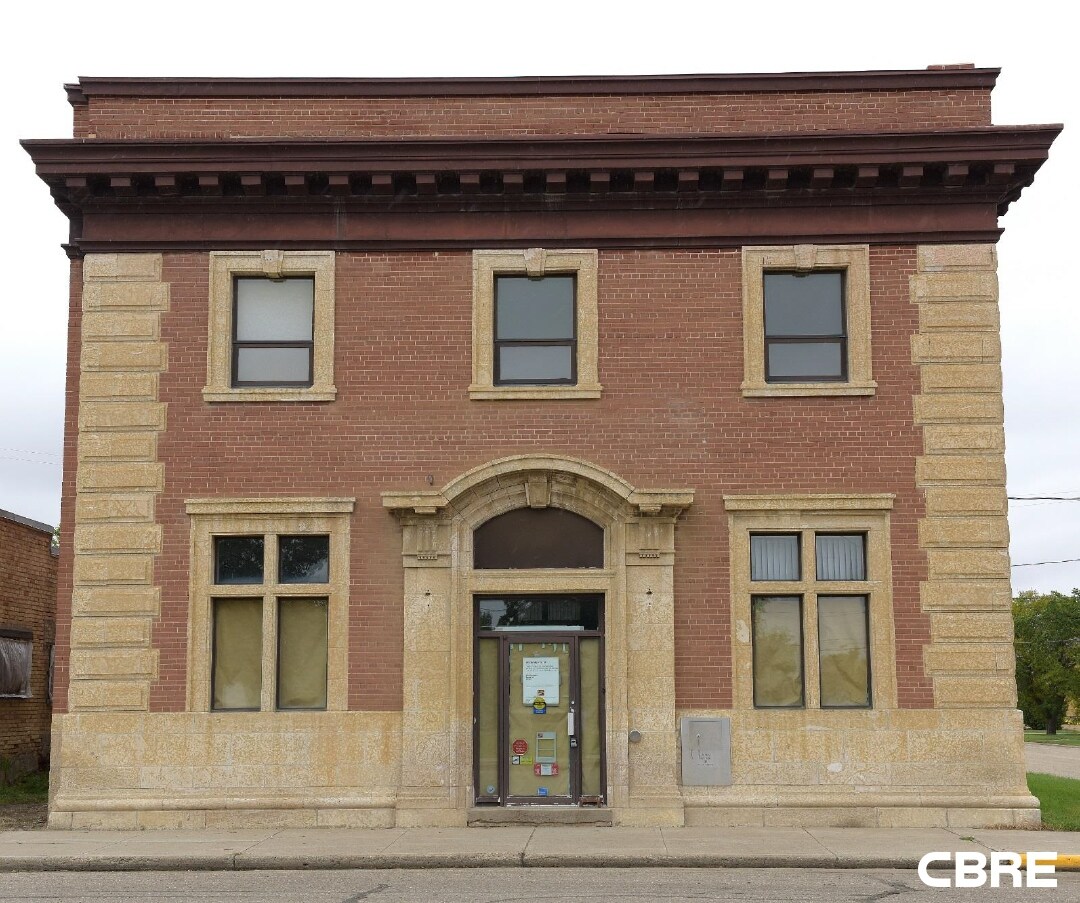 137 Main St, Milestone, SK for sale Primary Photo- Image 1 of 1