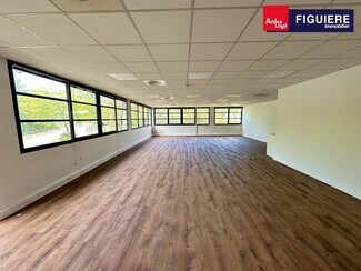 Plus de détails pour 860 Rue René Descartes, Aix-en-Provence - Bureau à louer