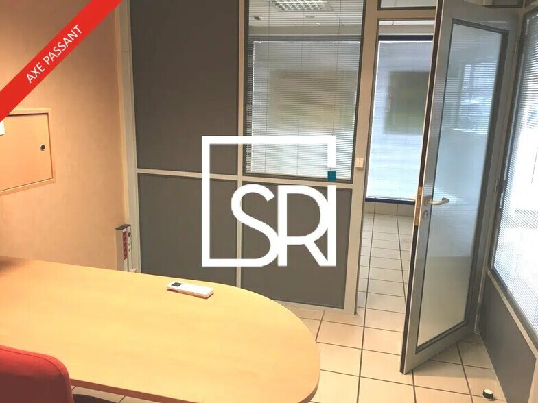 Commerce de détail dans Clermont-Ferrand à vendre - Photo intérieure - Image 3 de 11