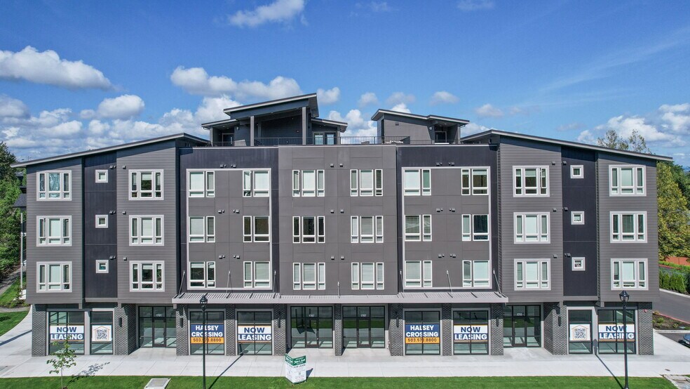 22025 NE Halsey St, Fairview, OR à louer - Photo du bâtiment - Image 3 de 33