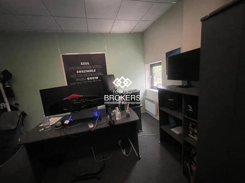 Bureau dans Nanterre à louer - Photo intérieure - Image 2 de 5