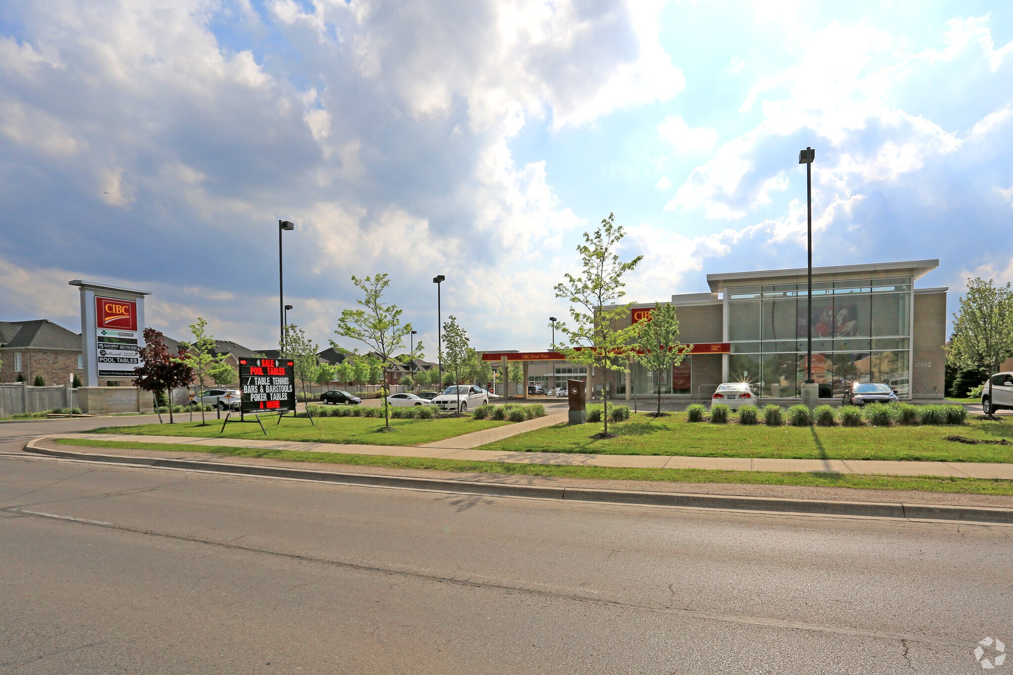 10650 Leslie St, Richmond Hill, ON à vendre Photo du bâtiment- Image 1 de 1