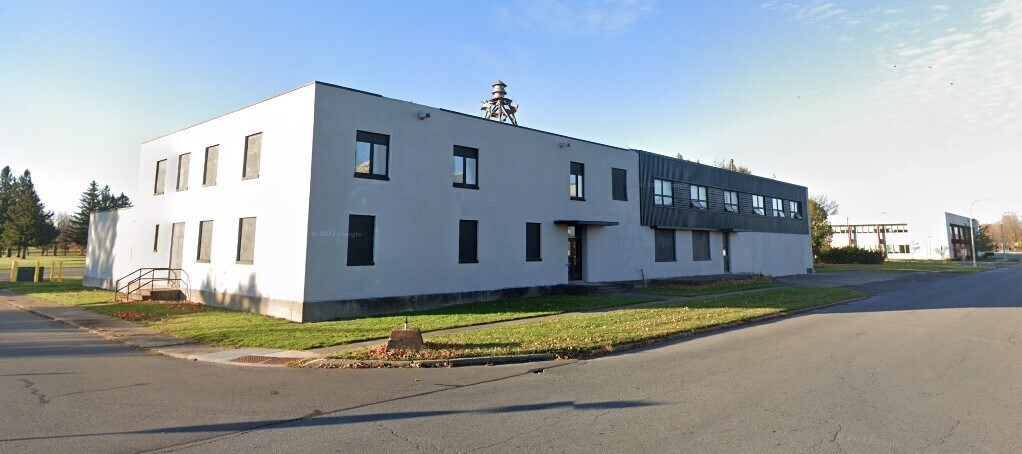 195 Brooks Rd, Rome, NY à louer Photo principale- Image 1 de 8