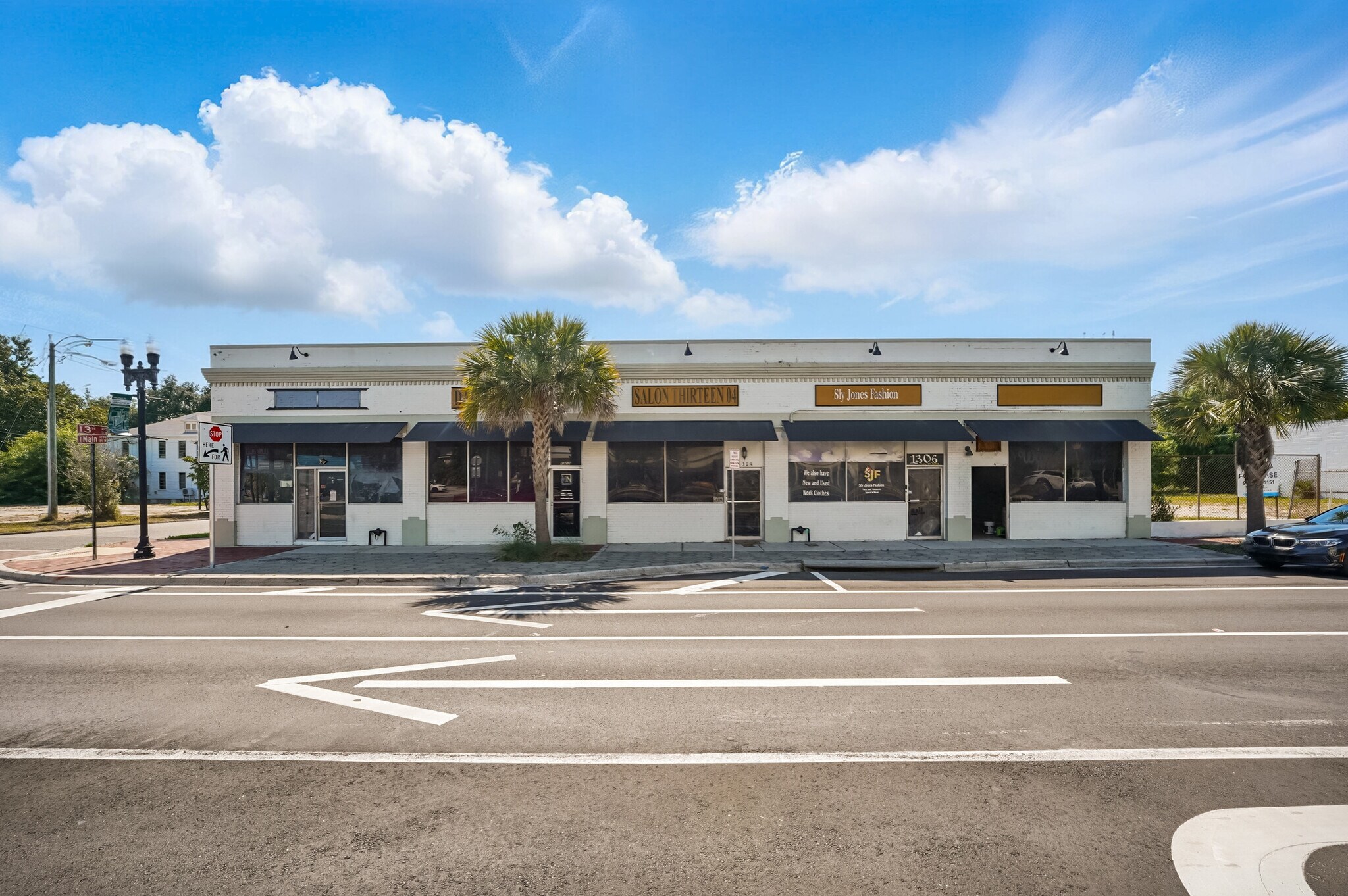1300-1310 N Main St, Jacksonville, FL à louer Photo du bâtiment- Image 1 de 12