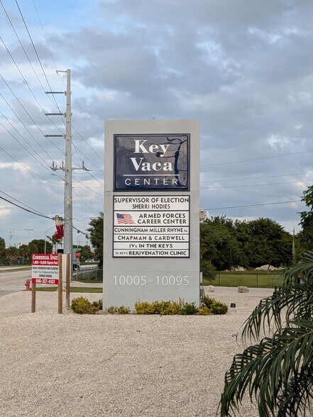 10045 Overseas Hwy, Marathon, FL à louer - Photo du bâtiment - Image 2 de 23