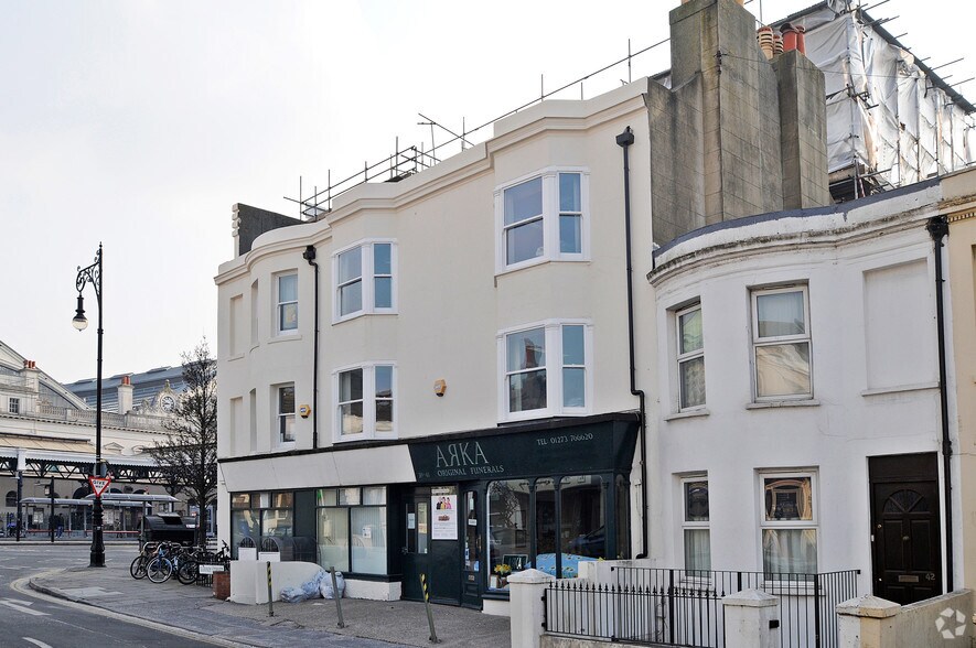 Bureau dans 39-41 Surrey St, Brighton à louer - Photo du bâtiment - Image 2 de 4