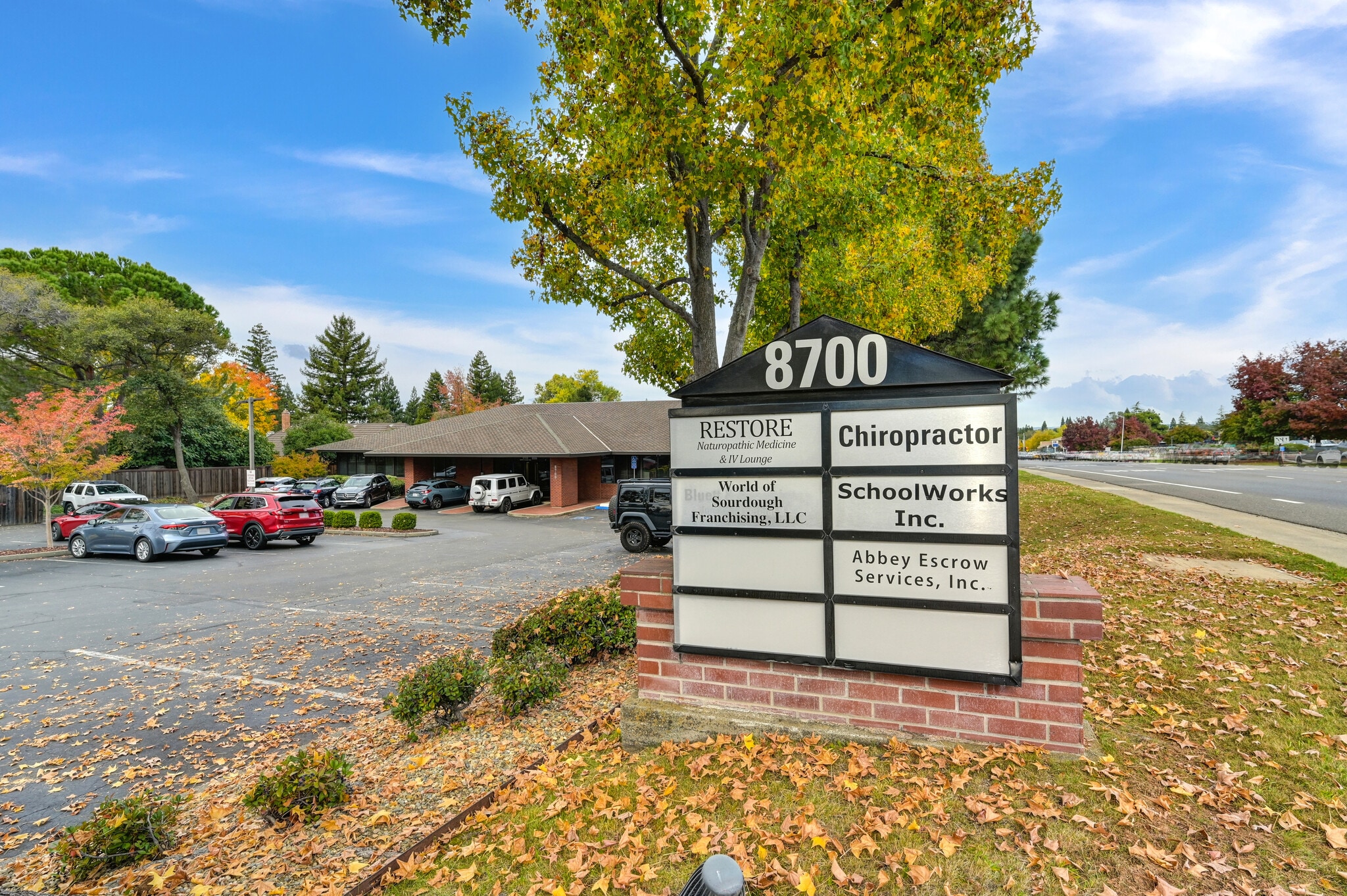 8700 Auburn Folsom Rd, Granite Bay, CA for lease Primary Photo- Image 1 of 42