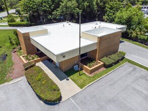 410 E Palm St, Fruitland Park, FL - AERIAL  map view - Image1