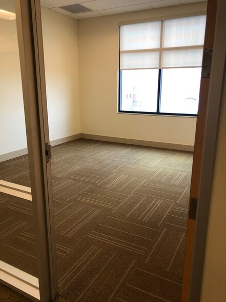 113-123 S Monroe St, Tallahassee, FL for lease - Interior Photo - Image 2 of 19