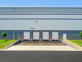 More details for 145 Candlewood Rd, Bay Shore, NY - Industrial for Lease